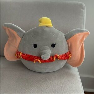 SQUISHMALLOW DISNEY DUMBO NWT 8"